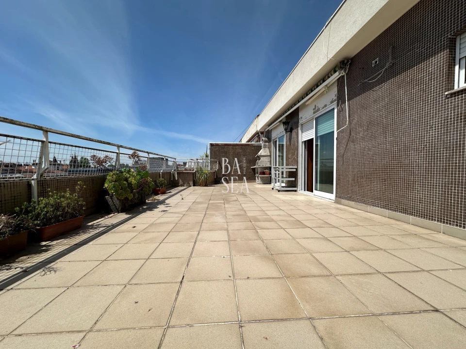 Apartamento T3 para Arrendamento em Braga (São José de São Lázaro e São João do Souto) Foto 2