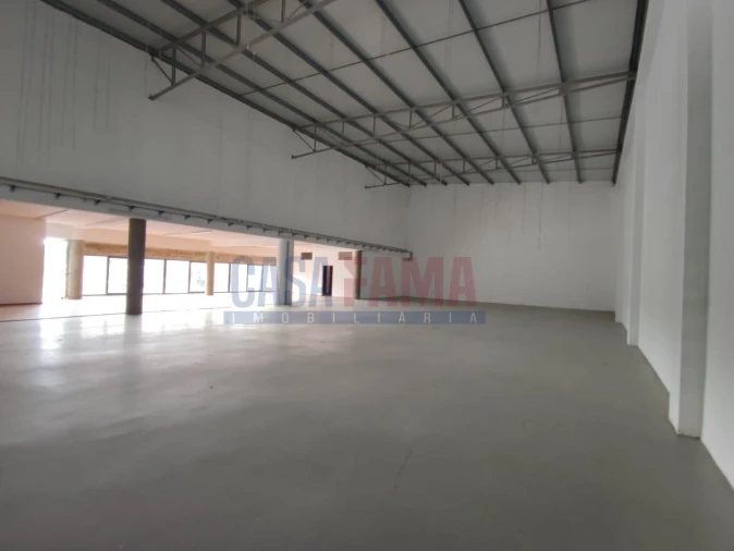 Armazém para Venda em Santo Tirso, Couto (Santa Cristina e São Miguel) e Burgães Foto 2