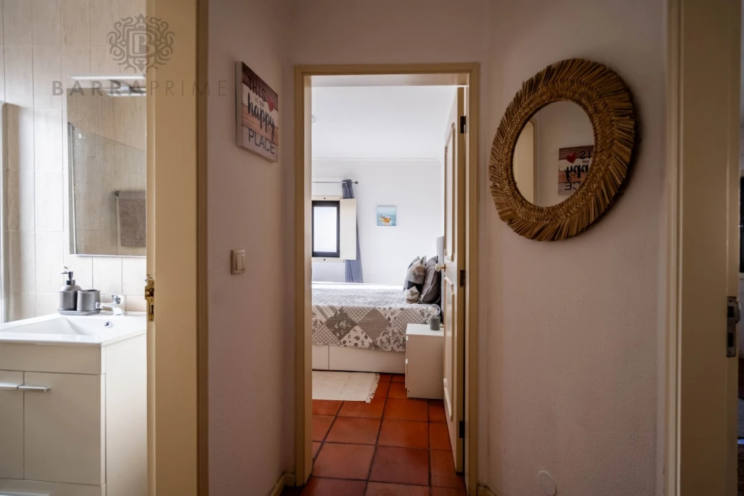 Apartamento T1 para Venda em Quarteira Foto 3