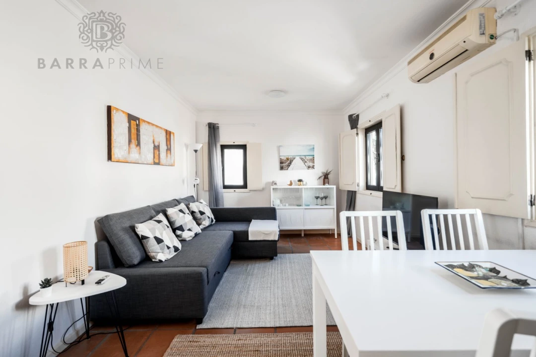 Apartamento T1 para Venda em Quarteira Foto 1