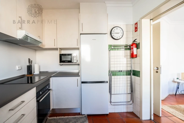 Apartamento T1 para Venda em Quarteira Foto 5