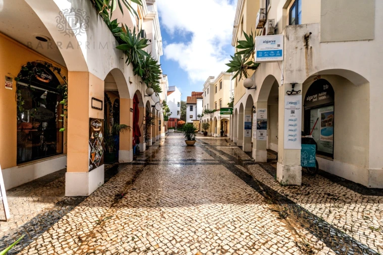 Apartamento T1 para Venda em Quarteira Foto 12