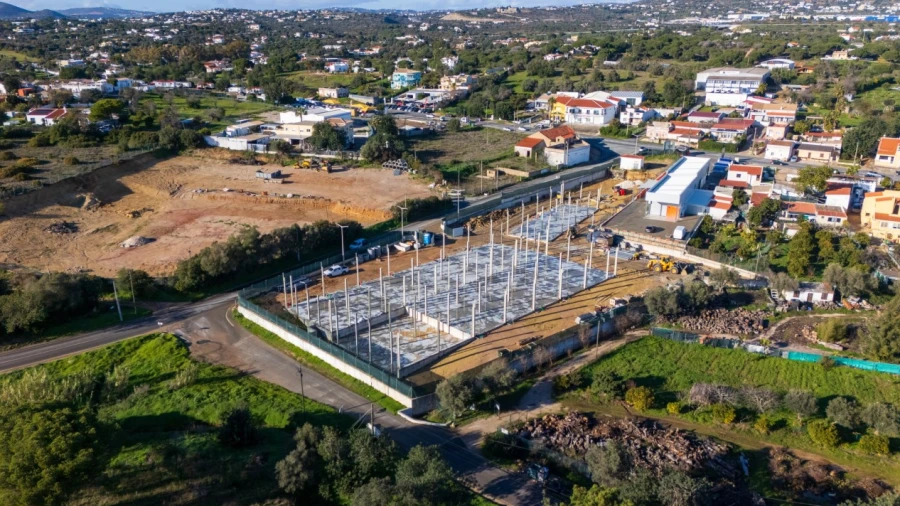 Armazém para Venda em Almancil