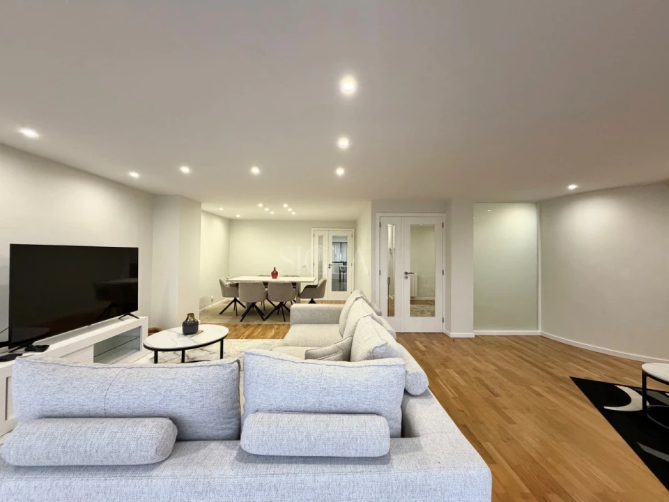 Apartamento T3 para Arrendamento em Canidelo Foto 6