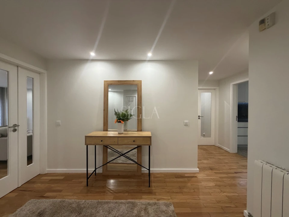 Apartamento T3 para Arrendamento em Canidelo Foto 8