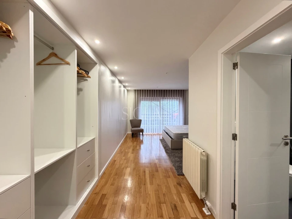 Apartamento T3 para Arrendamento em Canidelo Foto 16