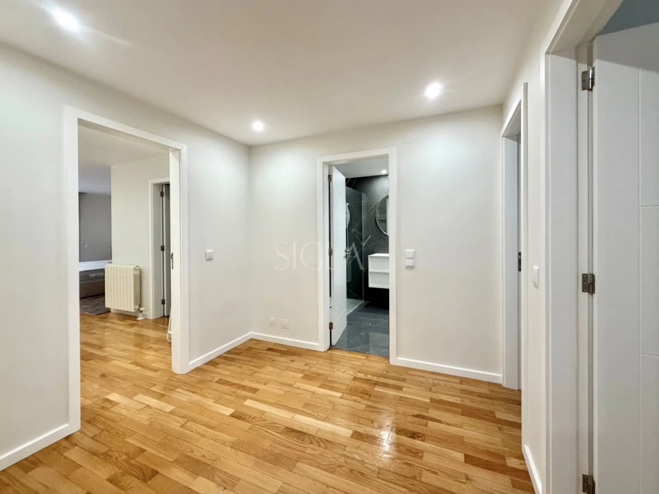 Apartamento T3 para Arrendamento em Canidelo Foto 24