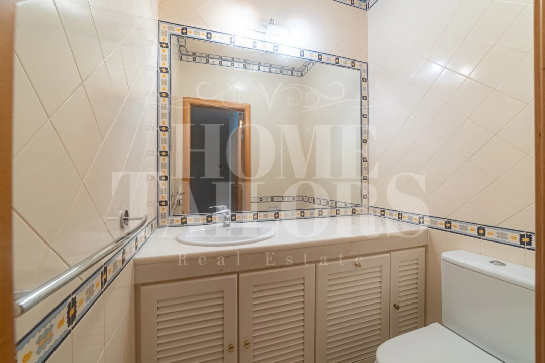 Apartamento T2 para Arrendamento em Carcavelos e Parede Foto 13