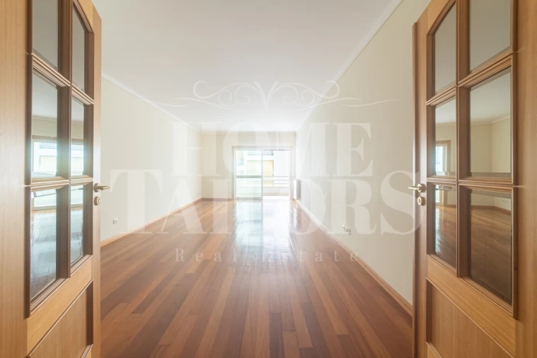 Apartamento T2 para Arrendamento em Carcavelos e Parede Foto 14