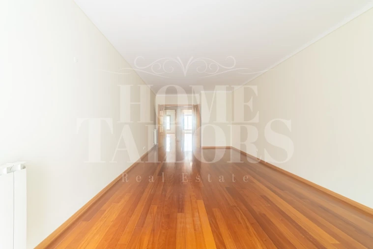 Apartamento T2 para Arrendamento em Carcavelos e Parede Foto 15