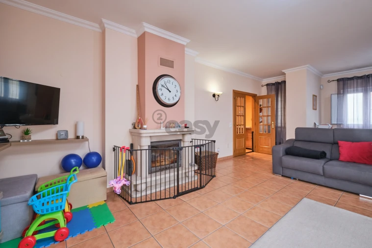 Moradia T4 para Venda em Santiago do Cacém, Santa Cruz e São Bartolomeu da Serra Foto 9