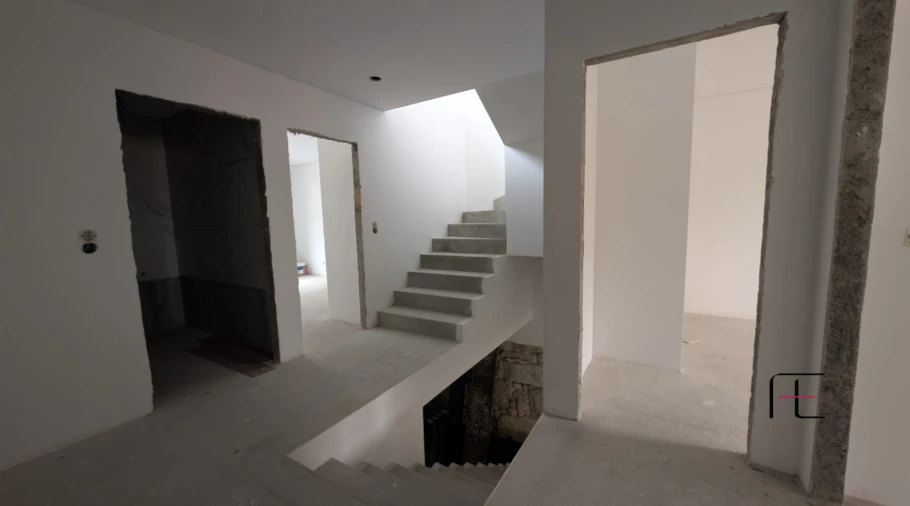 Moradia T4 para Venda em Bonfim Foto 12