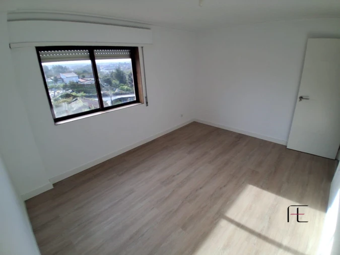 Apartamento T2 para Venda em Rio Tinto Foto 7