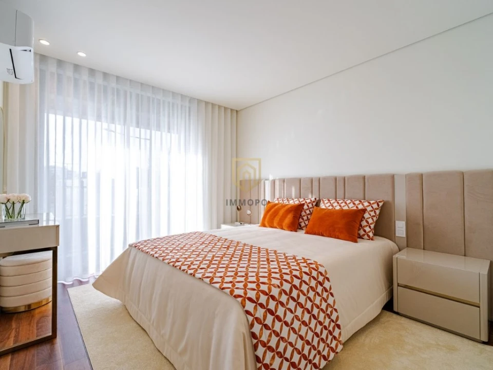 Apartamento T1 para Venda em Cidade da Maia Foto 17