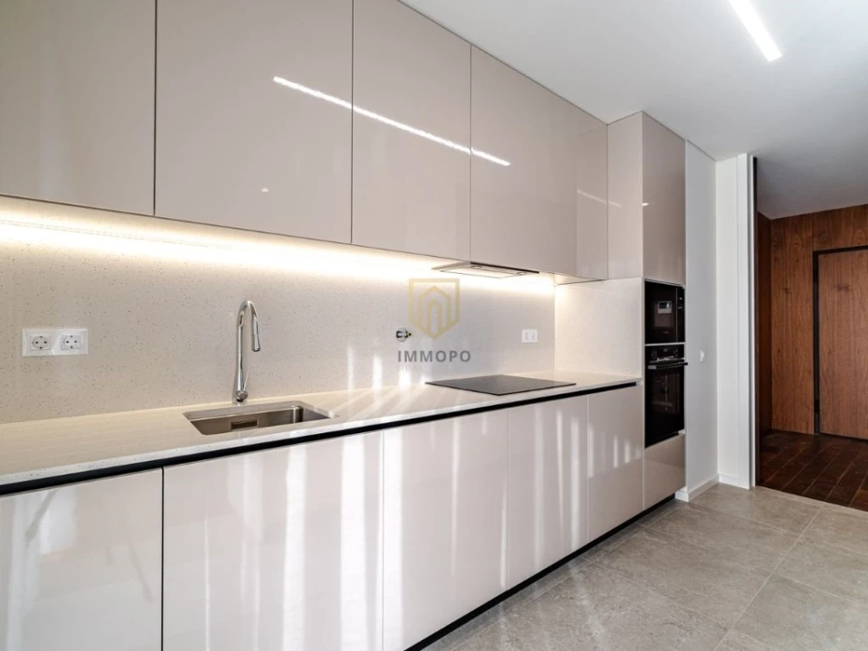 Apartamento T2 para Venda em Cidade da Maia Foto 12