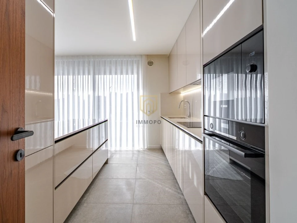 Apartamento T2 para Venda em Cidade da Maia Foto 11