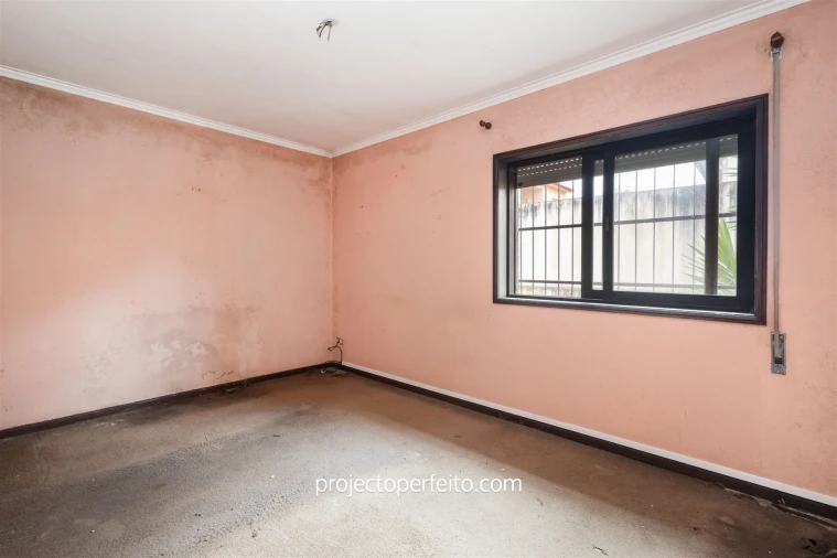 Moradia T4 para Venda em Esmoriz Foto 6