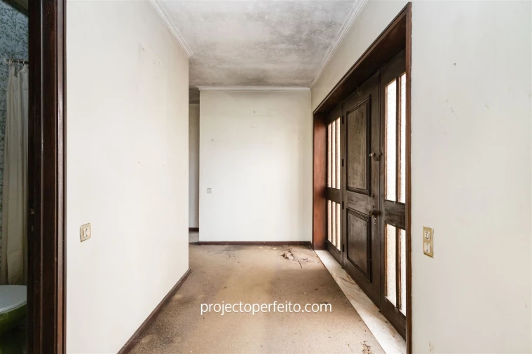 Moradia T4 para Venda em Esmoriz Foto 5