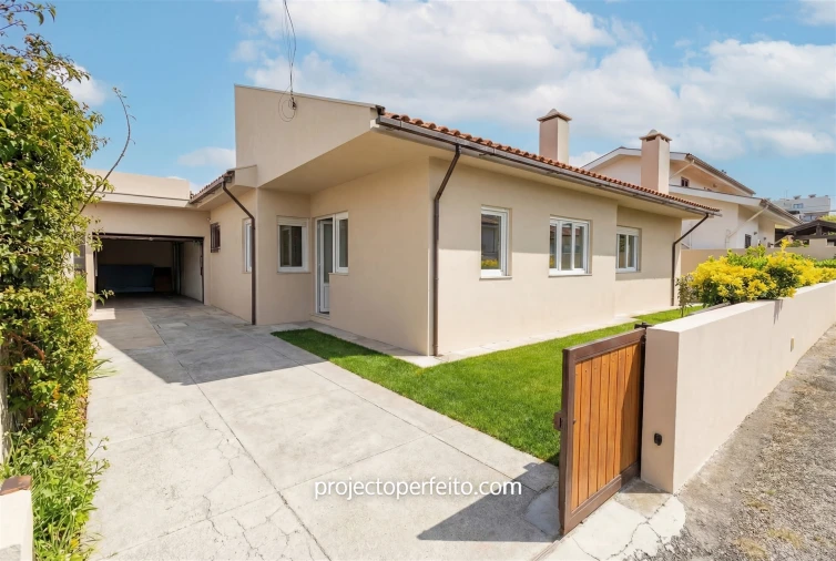 Moradia T4 para Venda em Esmoriz Foto 2