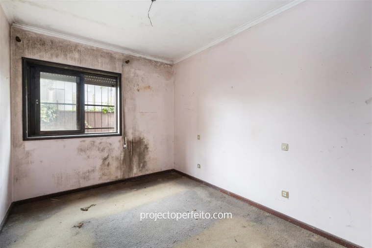 Moradia T4 para Venda em Esmoriz Foto 8