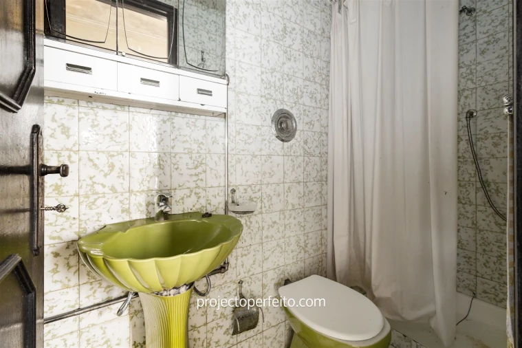 Moradia T4 para Venda em Esmoriz Foto 12