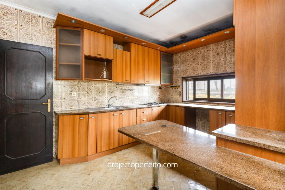 Moradia T4 para Venda em Esmoriz Foto 4