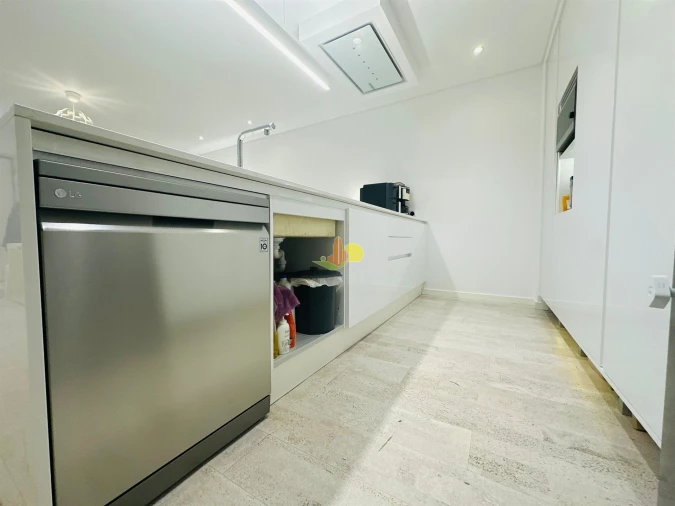 Apartamento T1 para Venda em Buarcos Foto 12