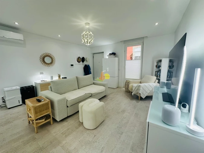 Apartamento T1 para Venda em Buarcos Foto 7