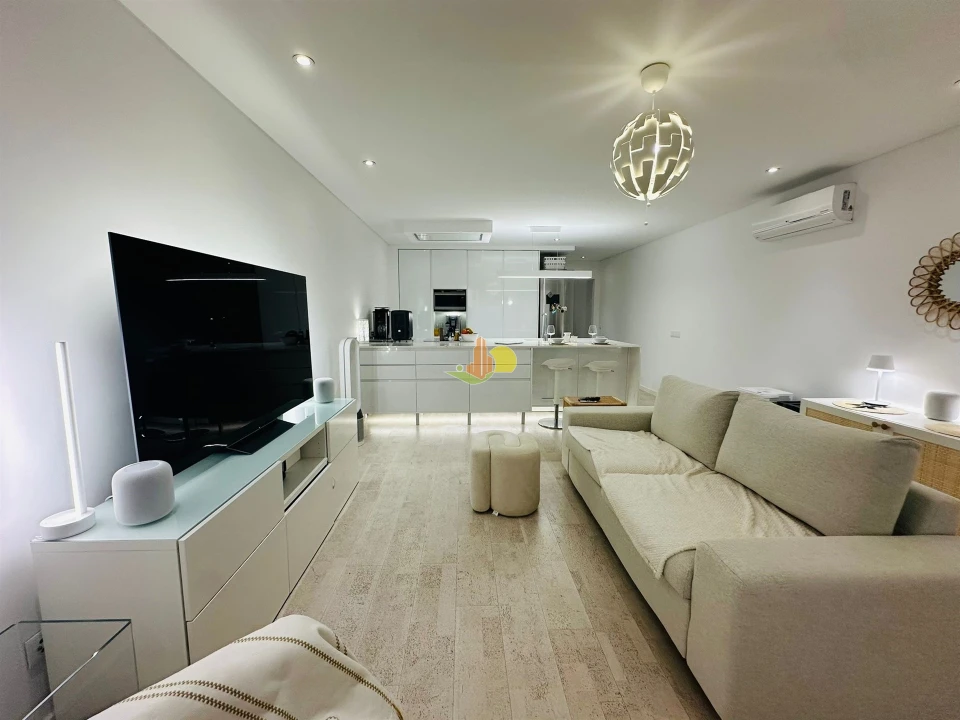 Apartamento T1 para Venda em Buarcos Foto 2