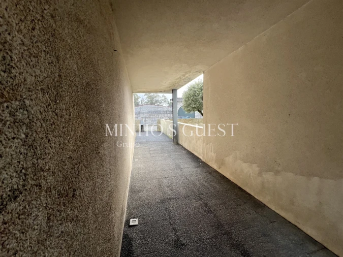 Moradia T4 para Venda em Joane Foto 3