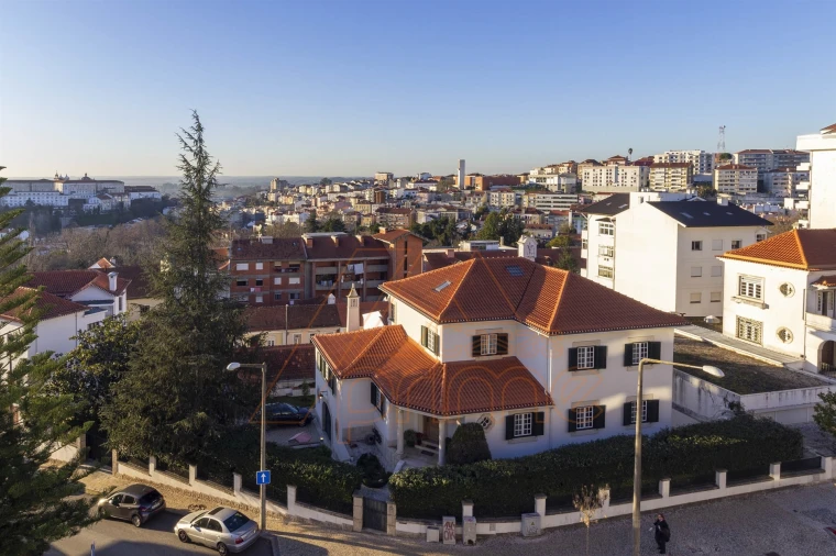 Apartamento T3 para Venda em Sé Nova, Santa Cruz, Almedina e São Bartolomeu Foto 31