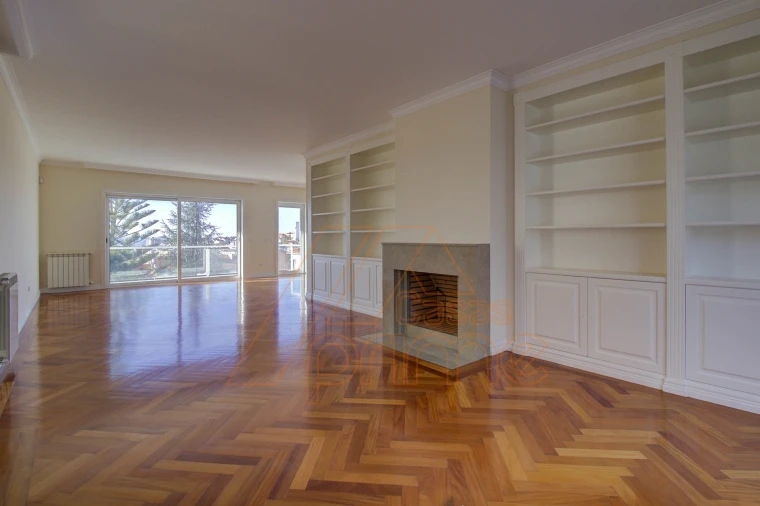 Apartamento T3 para Venda em Sé Nova, Santa Cruz, Almedina e São Bartolomeu Foto 8