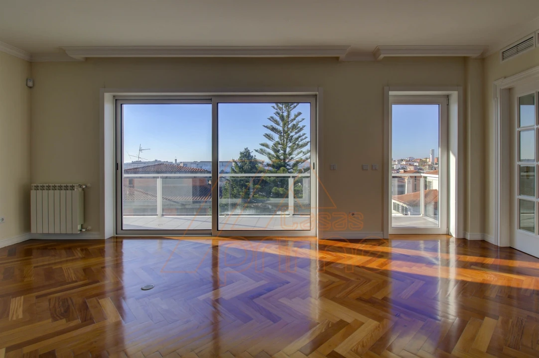 Apartamento T3 para Venda em Sé Nova, Santa Cruz, Almedina e São Bartolomeu Foto 6