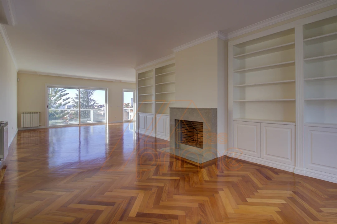 Apartamento T3 para Venda em Sé Nova, Santa Cruz, Almedina e São Bartolomeu Foto 8