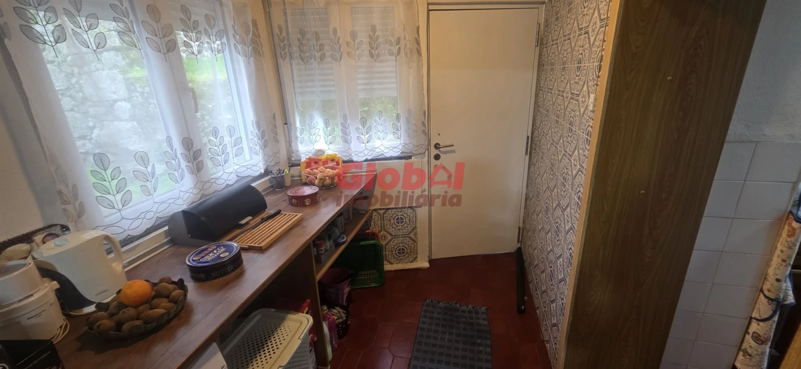 Moradia T2 para Venda em Canas de Santa Maria Foto 4