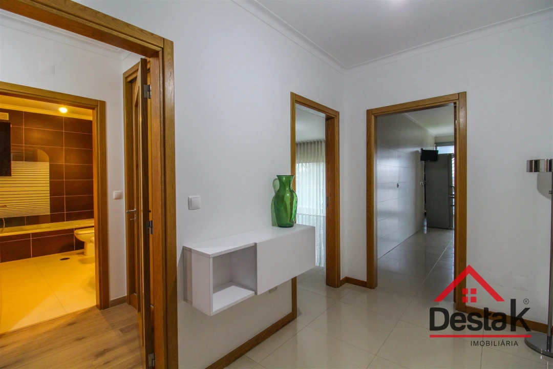 Apartamento T3 para Venda em Repeses e São Salvador Foto 22