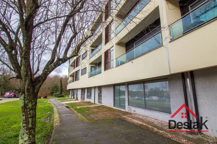 Apartamento T3 para Venda em Repeses e São Salvador Foto 29