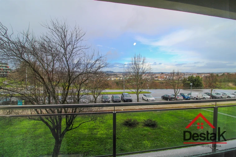 Apartamento T3 para Venda em Repeses e São Salvador Foto 7