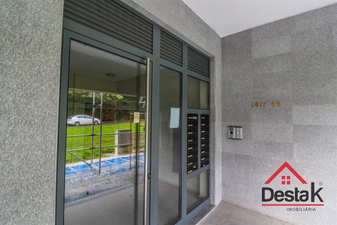 Apartamento T3 para Venda em Repeses e São Salvador Foto 27