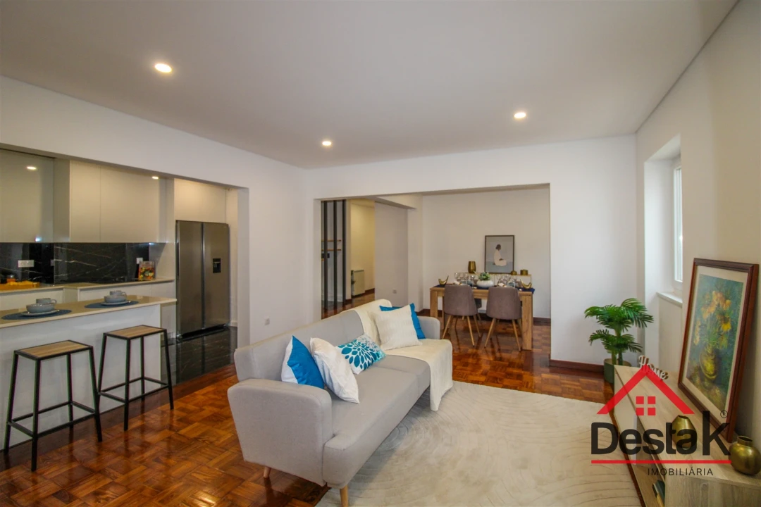 Apartamento T3 para Venda em Viseu Foto 2
