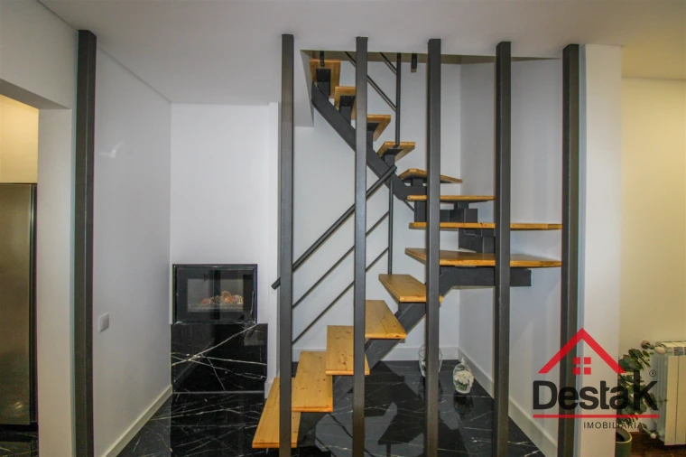 Apartamento T3 para Venda em Viseu Foto 25