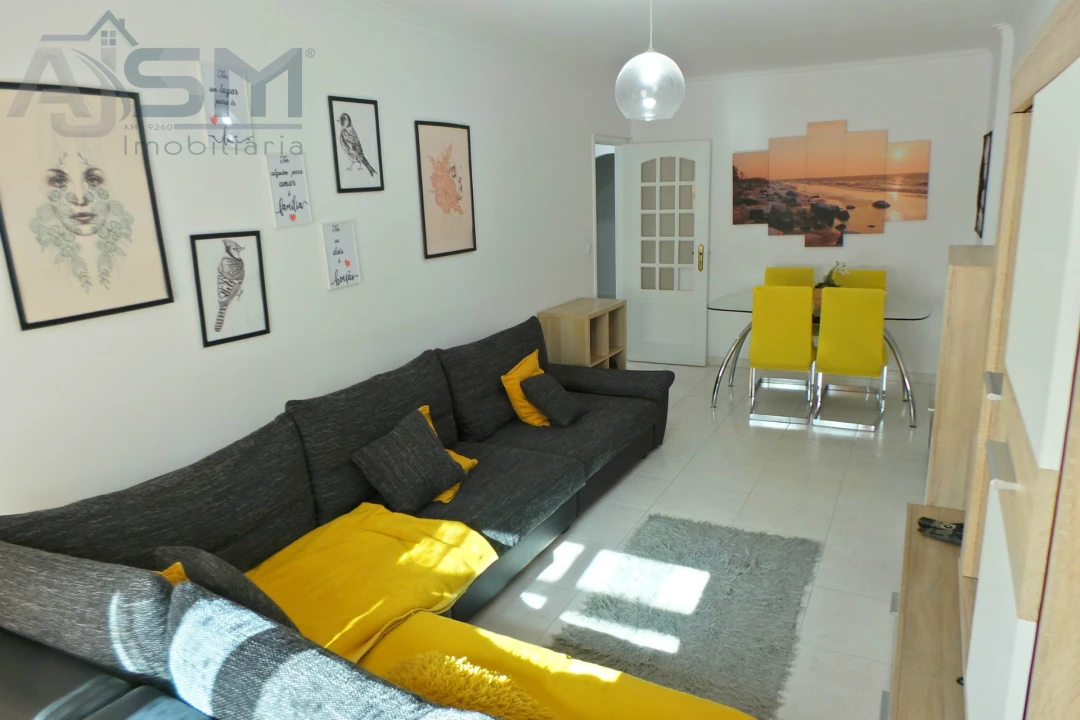 Apartamento T2 para Venda em Cacém e São Marcos Foto 3