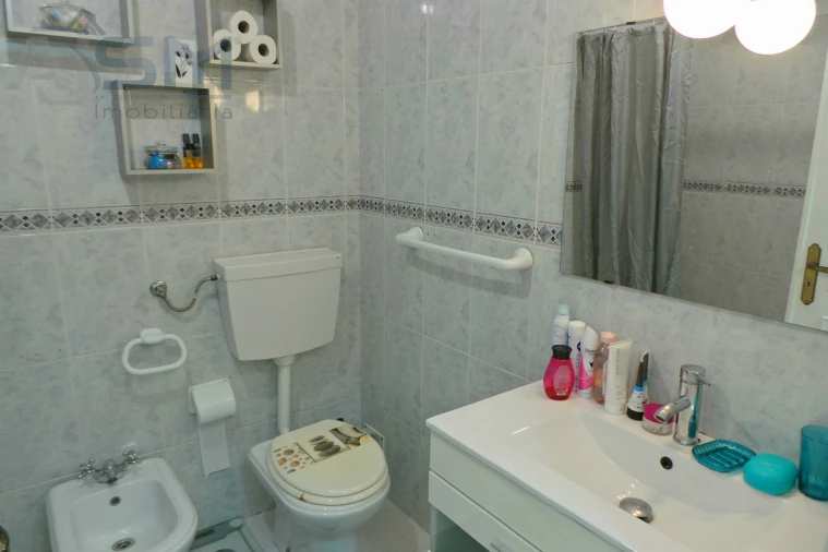 Apartamento T2 para Venda em Cacém e São Marcos Foto 9