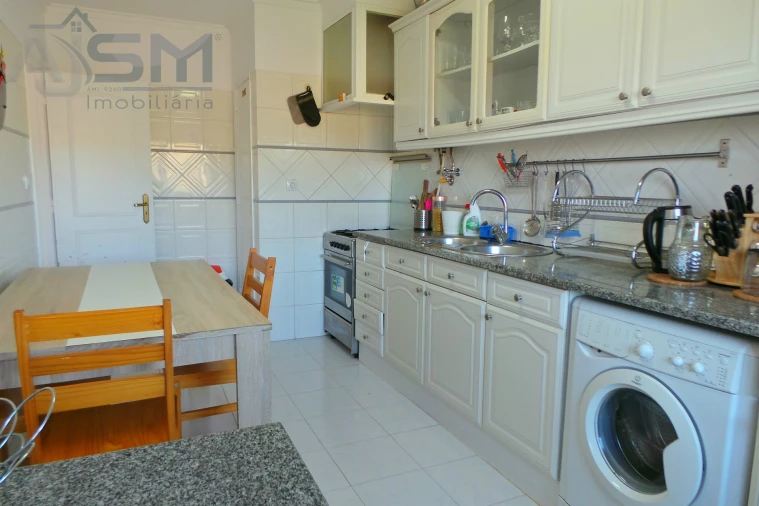 Apartamento T2 para Venda em Cacém e São Marcos Foto 20