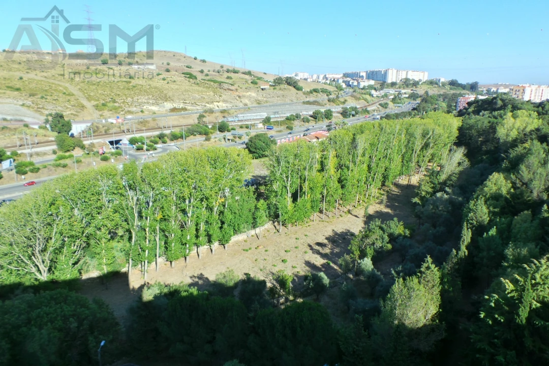 Apartamento T2 para Venda em Cacém e São Marcos Foto 15