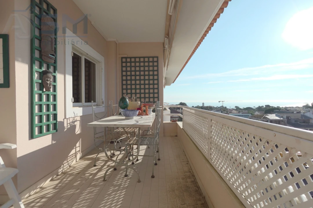 Apartamento T2 para Venda em Cascais e Estoril Foto 1