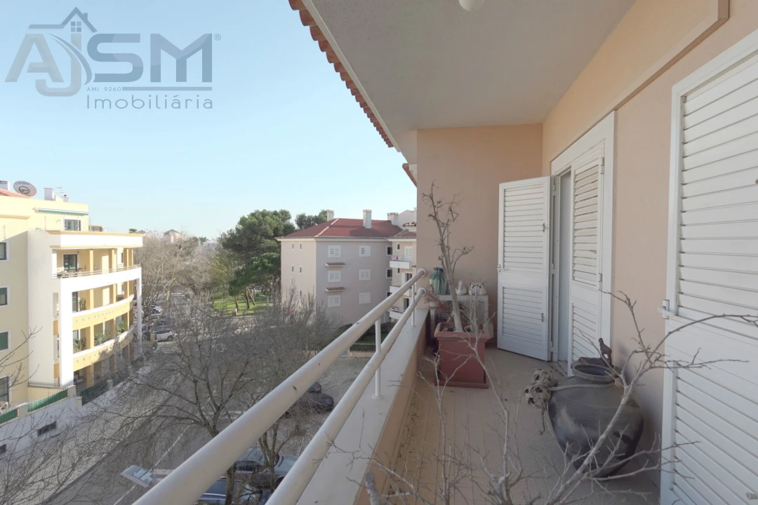 Apartamento T2 para Venda em Cascais e Estoril Foto 27