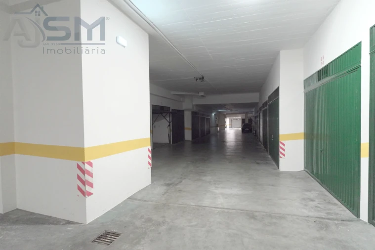 Apartamento T2 para Venda em Cascais e Estoril Foto 36