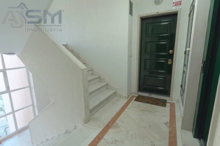 Apartamento T2 para Venda em Cascais e Estoril Foto 33