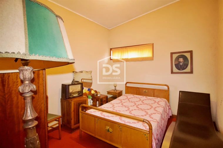 Moradia T6 para Venda em Soalhães Foto 37